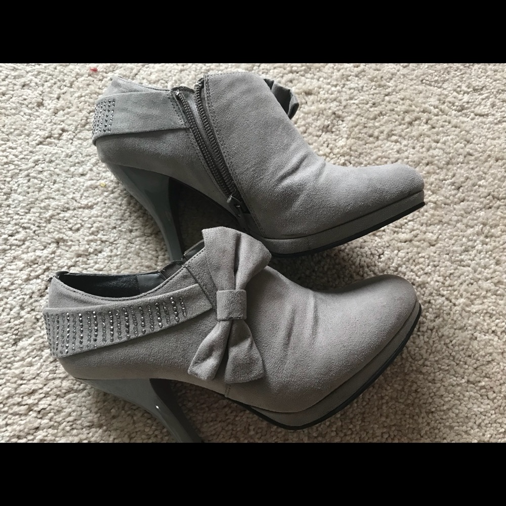 Bootie - Picture 3 of 3